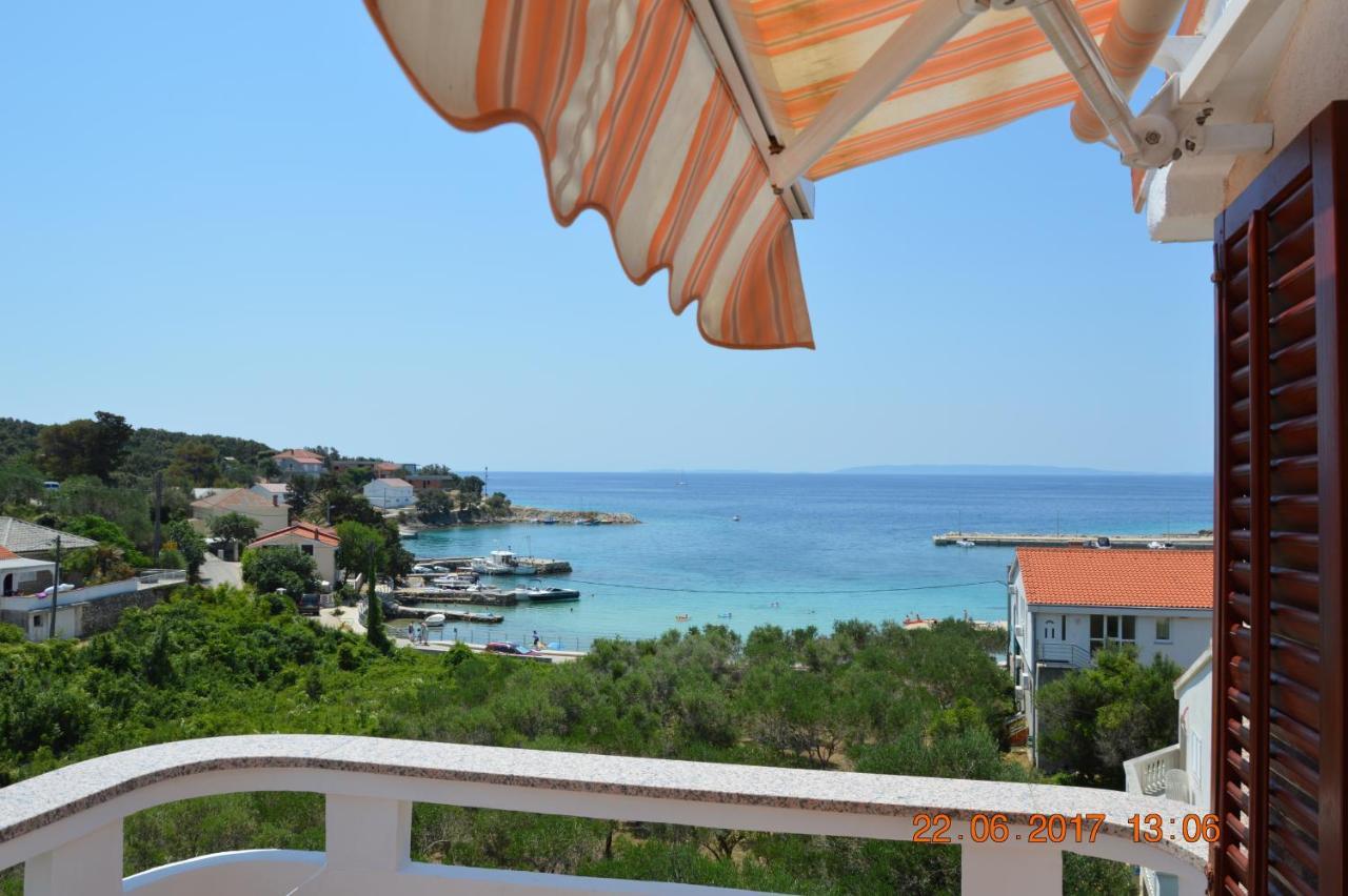Apartments And Rooms By The Sea Jakisnica, Pag - 4160 ルン エクステリア 写真