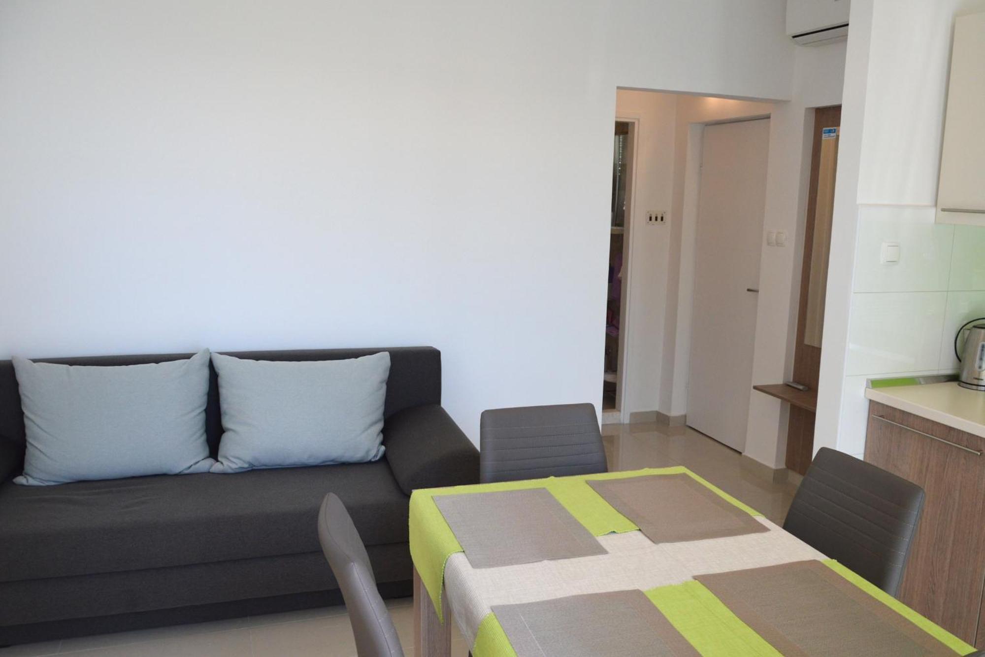 Apartments And Rooms By The Sea Jakisnica, Pag - 4160 ルン エクステリア 写真